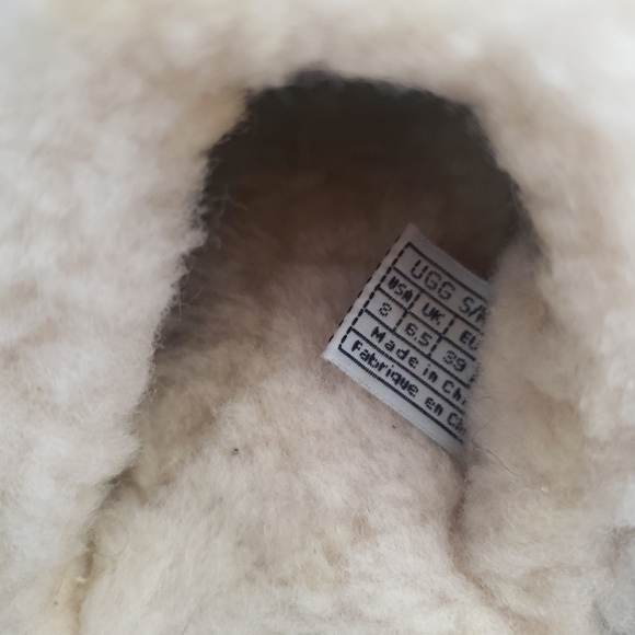 UGG 'Kalie' Naturally Distressed Shearling Lined Mules w/Wood Midsoles size 8 - Picture 4 of 10